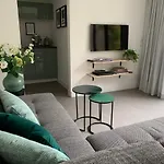 Bed And Breakfast 013